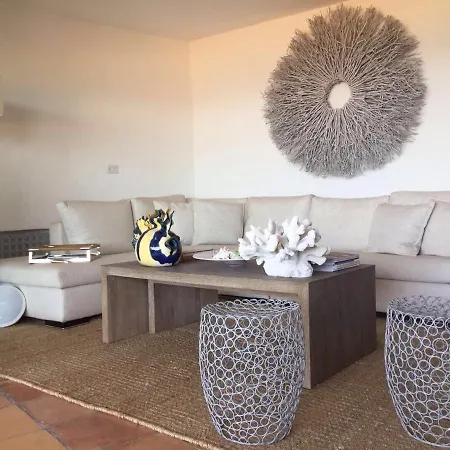 Stylish House In Piccolo Pevero 别墅 *